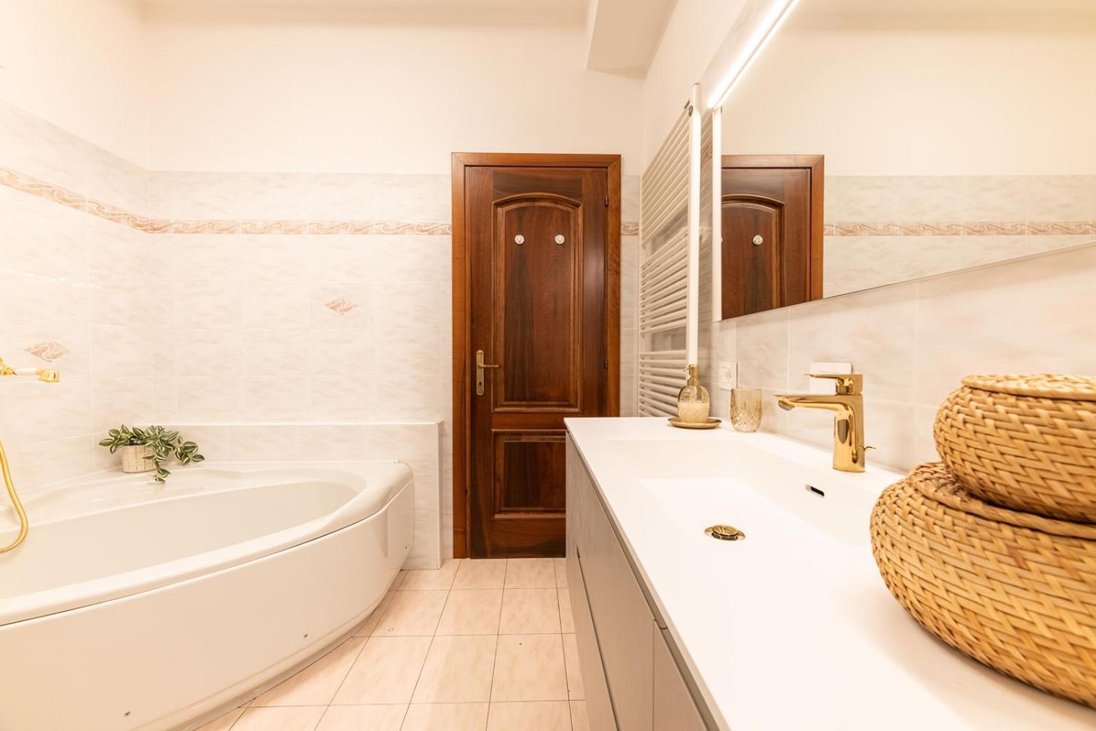 Appartamento Bellavista - Lake Como View - Near The Beach Cremia Ngoại thất bức ảnh